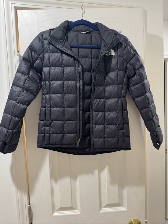 The North Face Other - Kids The North Face TNF Black Thermoball Hooded Jacket (Size L-12)